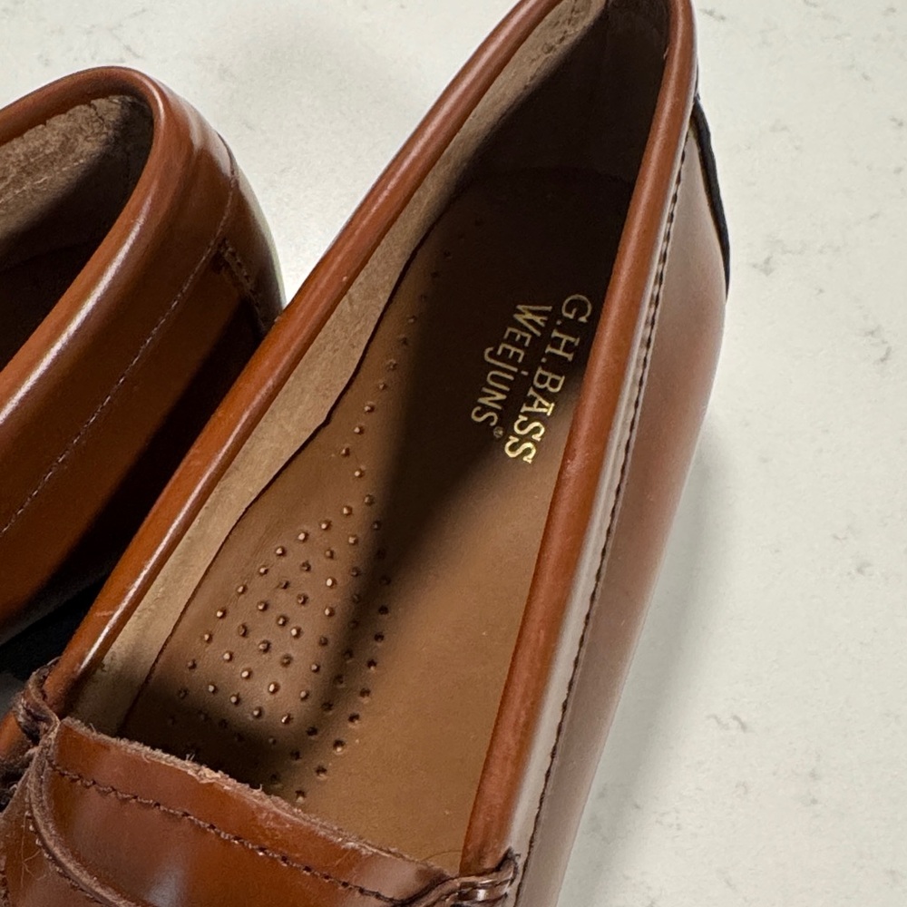 Whitney Weejuns Penny Loafer - Picture 4 of 6